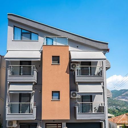 Dns Apartment Kavala Buitenkant foto